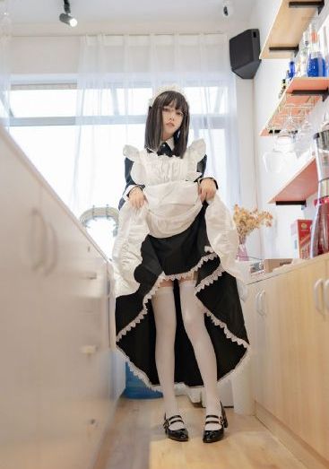变成黑皮辣妹然后和朋友做