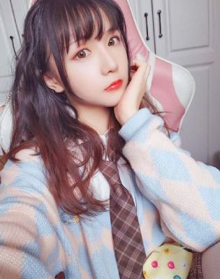 女大学生沙龙室在线观看