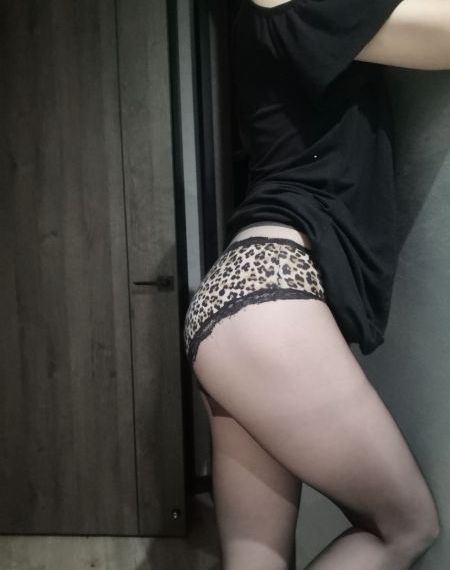 女大学生的沙龙室4