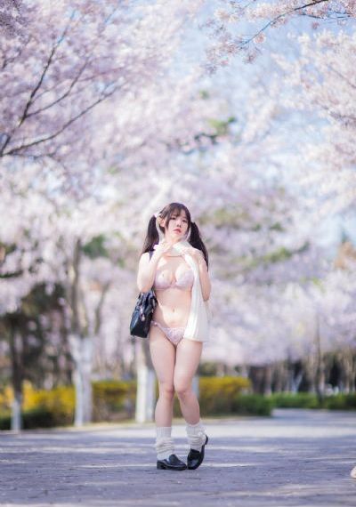 张津瑜三部曲