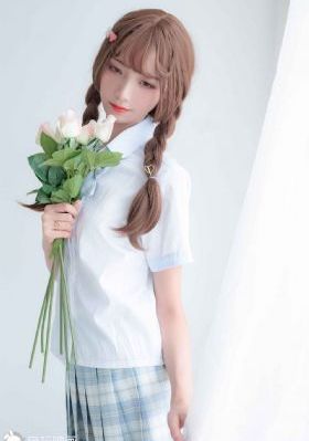 《裸》高清在线观看