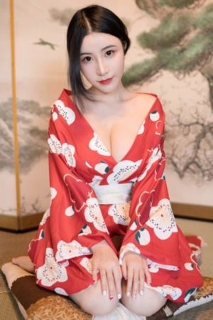 美女扒开粉嫩的尿囗给男生桶小说