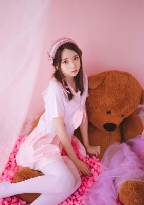 美女挨操