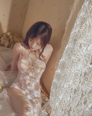 丰满年轻岳乱妇免费观看
